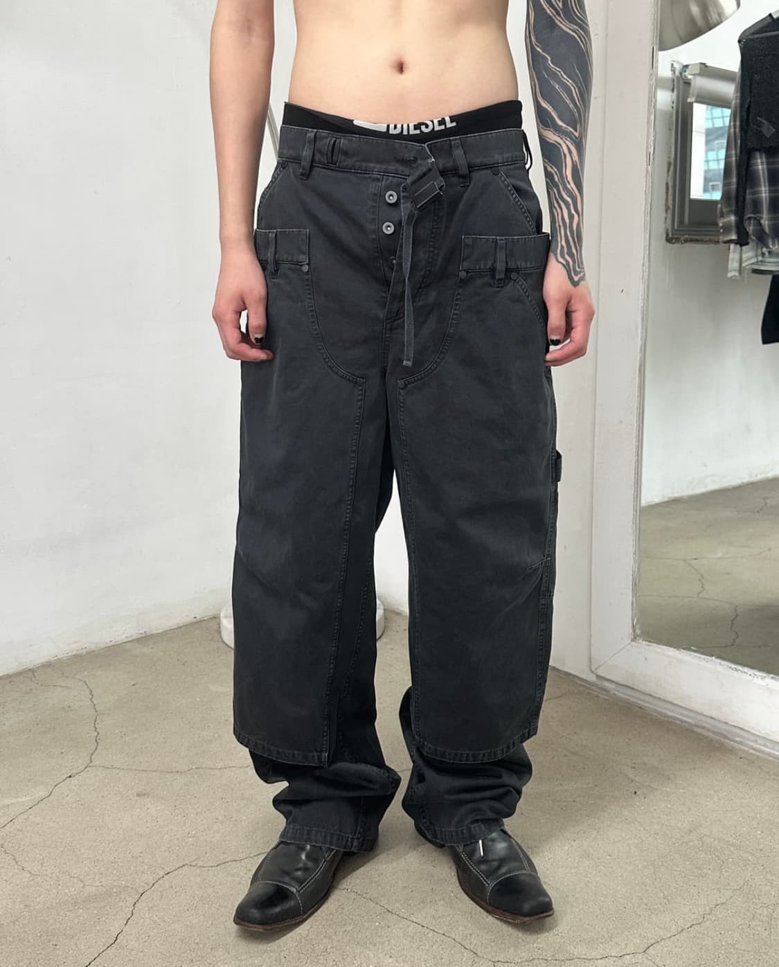S)032C 더블 시프트 카펜터 와이드 팬츠 상품이미지1