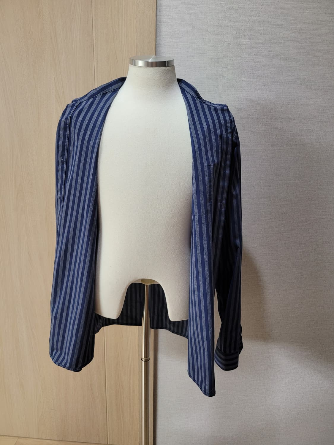 스파오 SPAO 남자 스트라이프 헨리넥 셔츠 110 네이비 상품이미지7