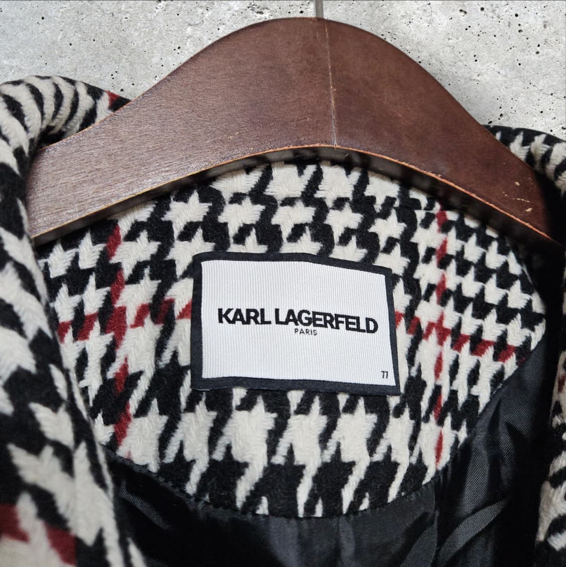 칼라거펠트 하운드투스 체크 패턴 루즈핏 하프 코트 (100/L) 상품이미지3