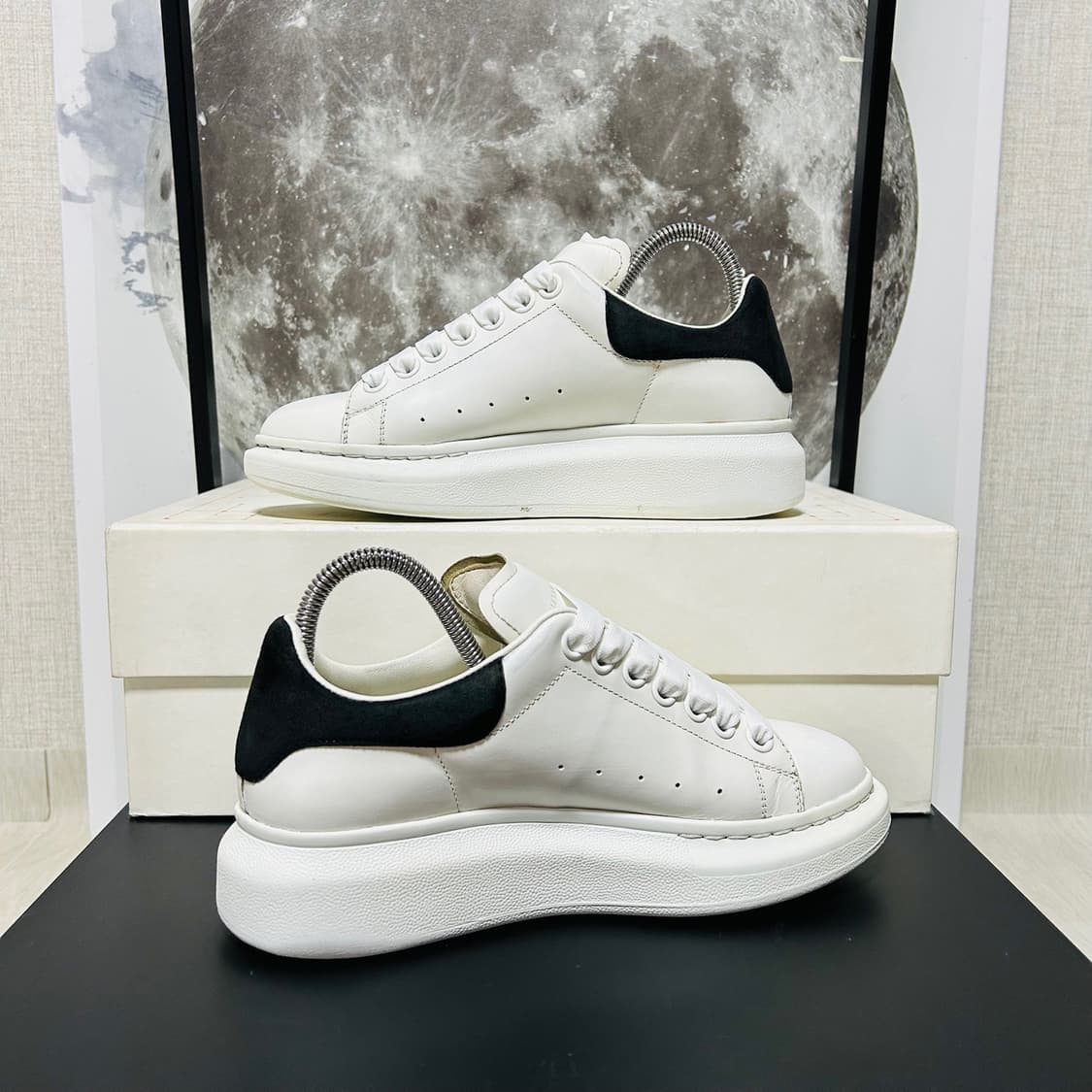 정품 36) 알렉산더 맥퀸 오버솔 스니커즈 230~23 상품이미지2