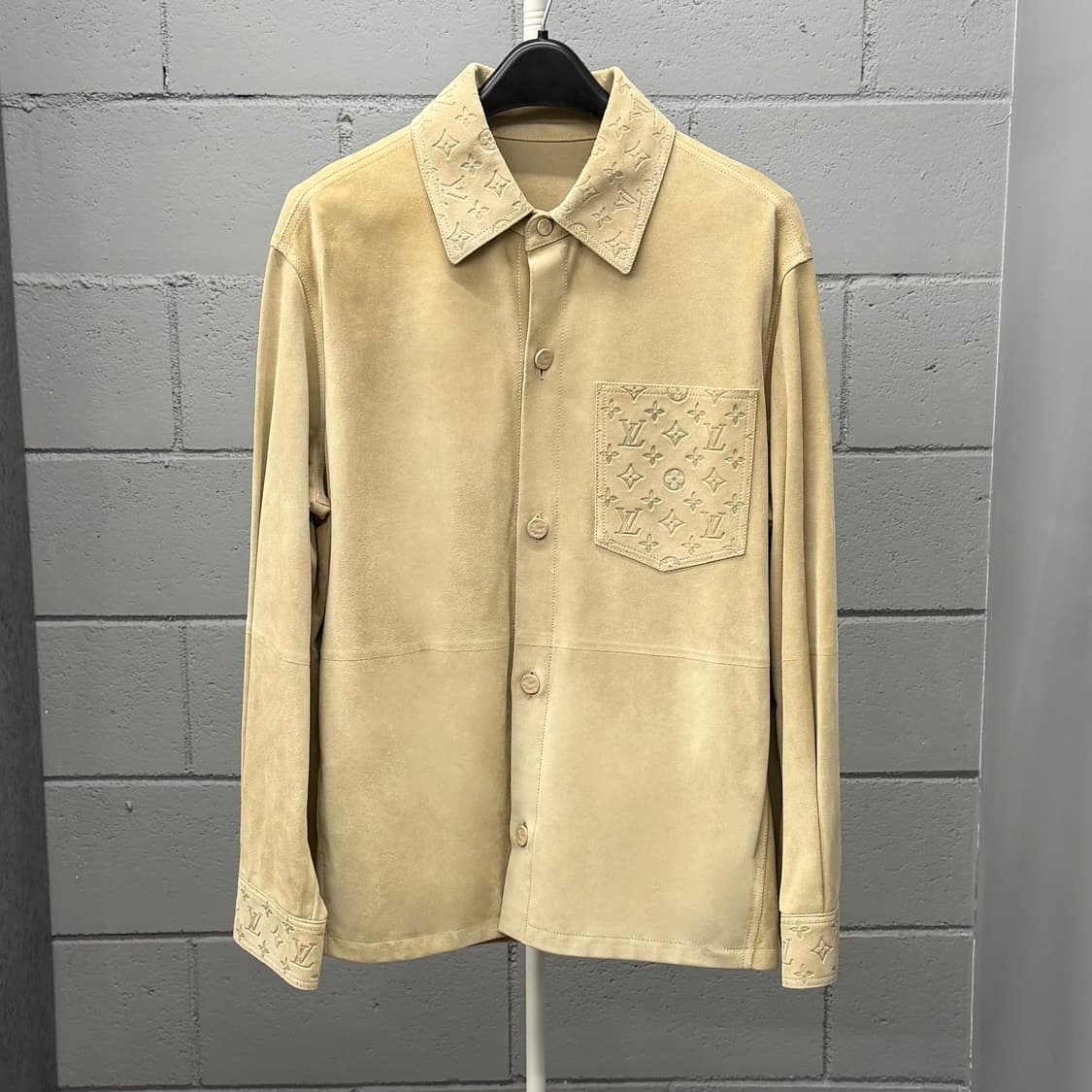 { 50 } 루이비통 스웨이드 셔츠 자켓 상품이미지1