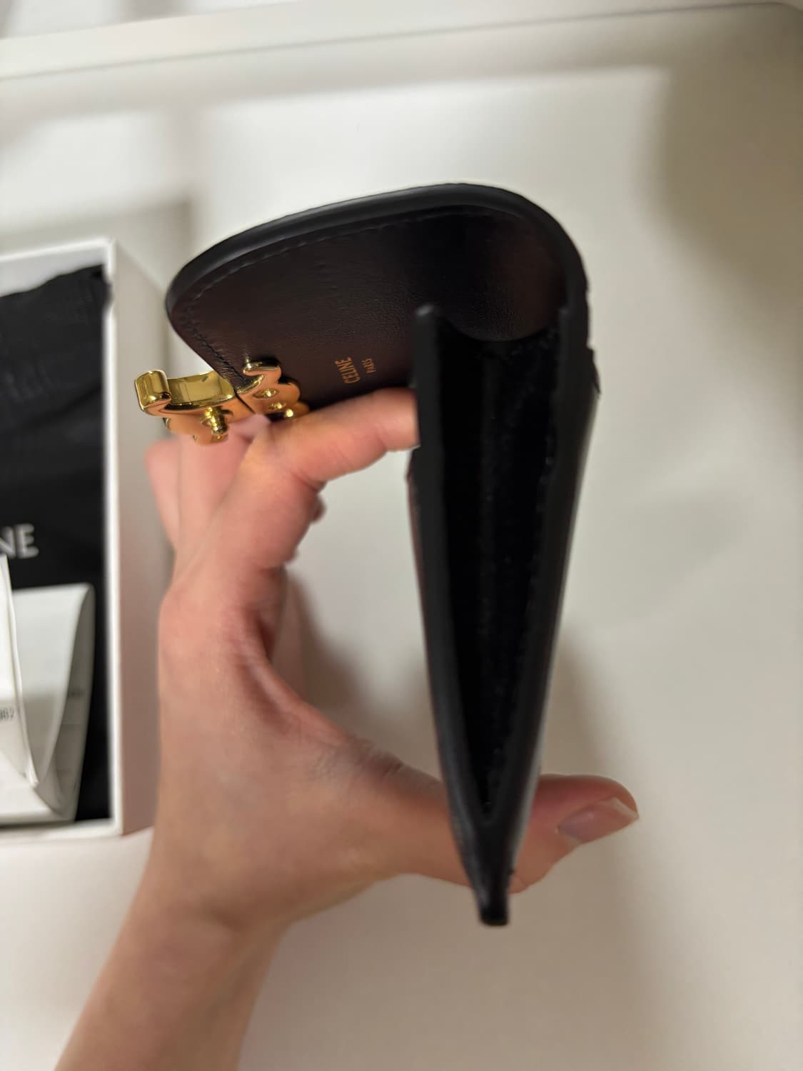 셀린느 트리옹프 플랩 카드지갑 BLACK(풀박) 상품이미지7