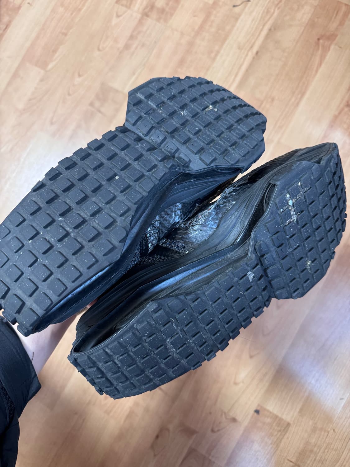 나이키 MMW004 트리플블랙 상품이미지4