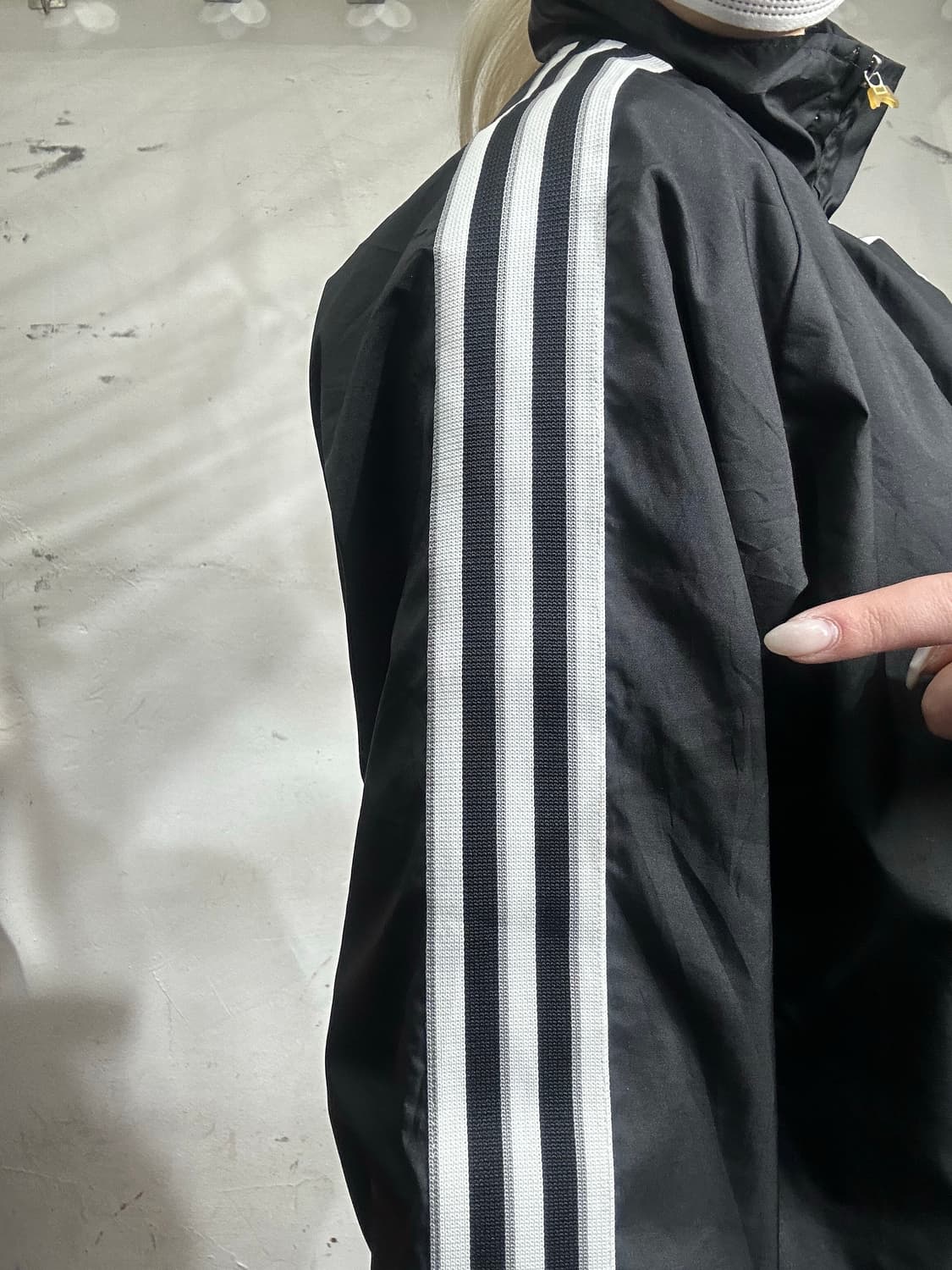 00s 아디다스 블랙 화이트 삼선 스몰 로고 바람막이 트랙 자켓 M 상품이미지4