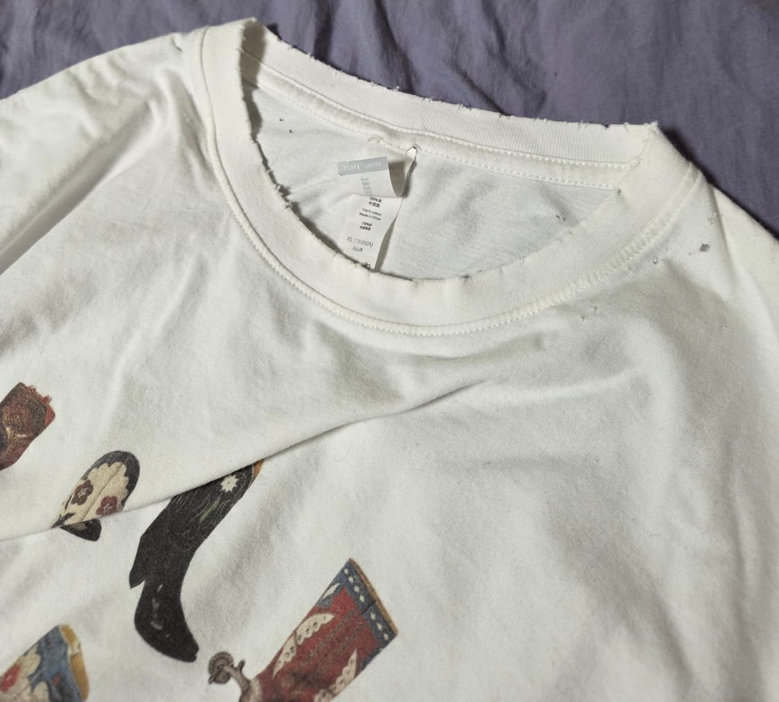 Distressed vintage boots t shirt XL 상품이미지5