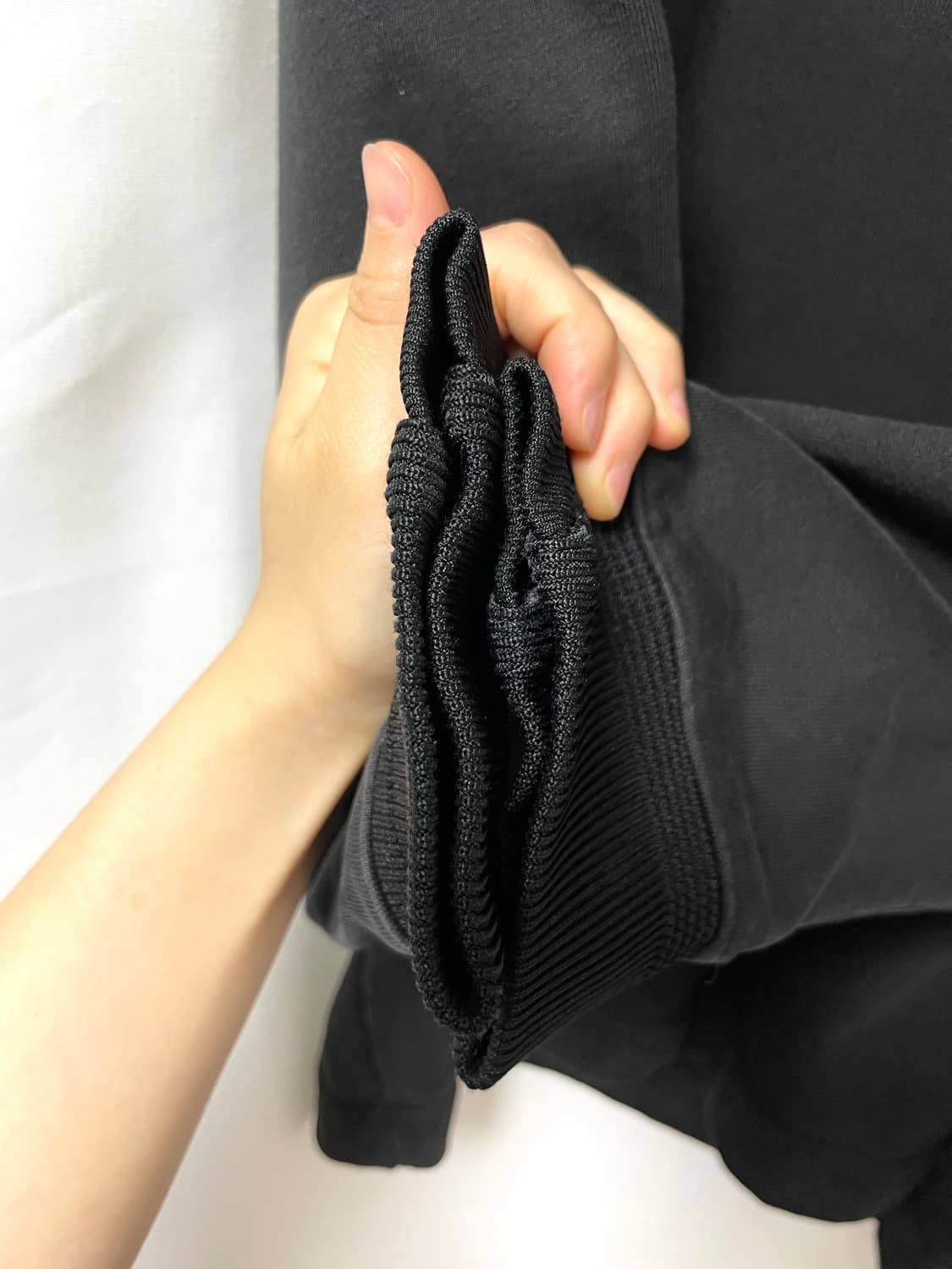 한섬 시스템옴므 x 비너스맨션 콜라보 오버핏 맨투맨 100 _ 블랙 상품이미지6