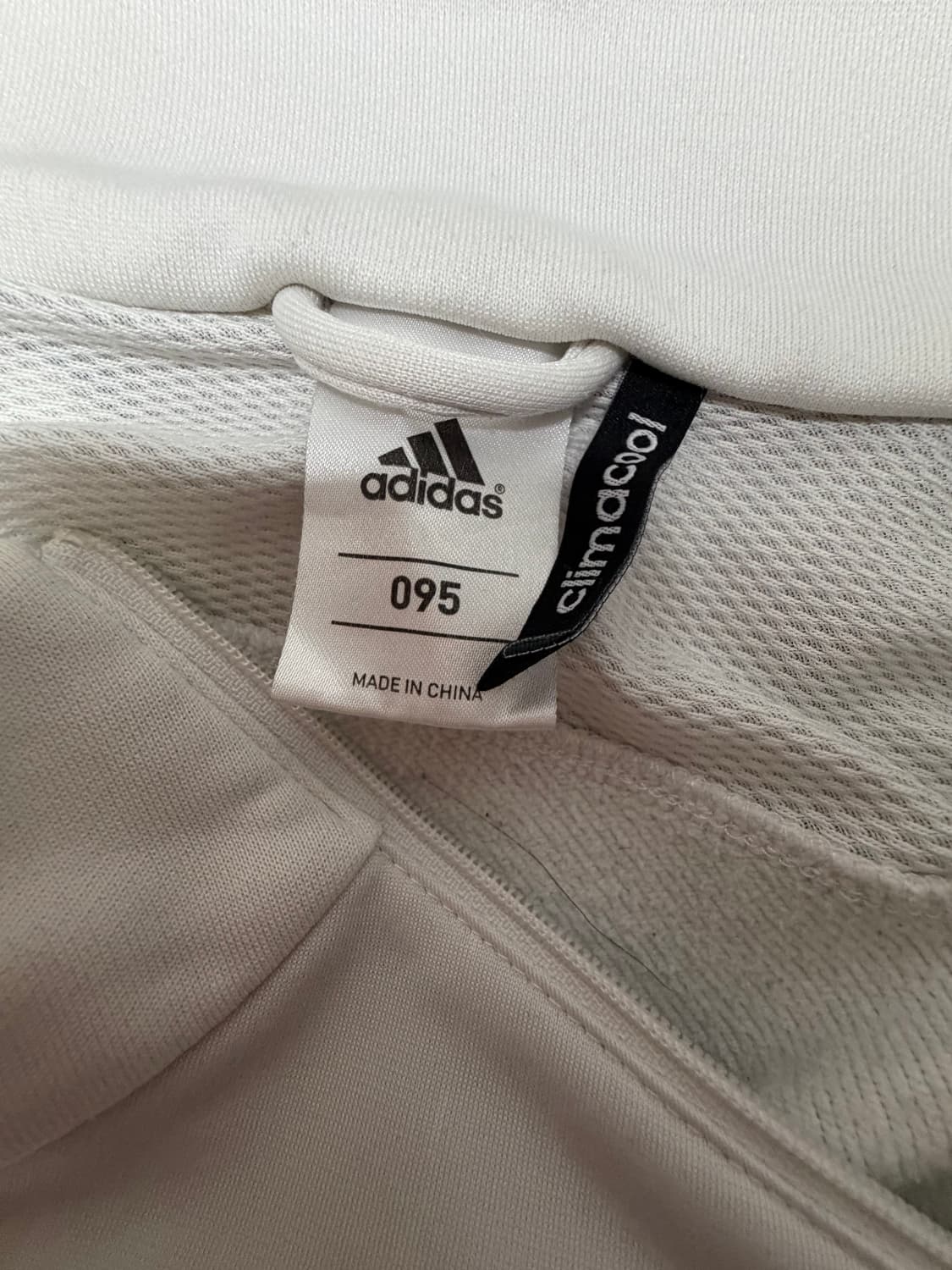 유벤투스 트레이닝 세트/ 블랙 / 상태좋음 (얼룩O) 상품이미지3