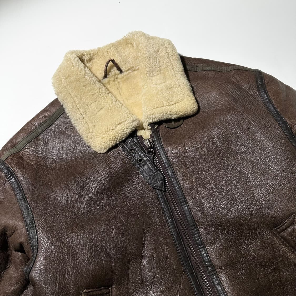 Lambspia B-3 램스킨 시어링 무스탕 봄버 자켓 상품이미지4