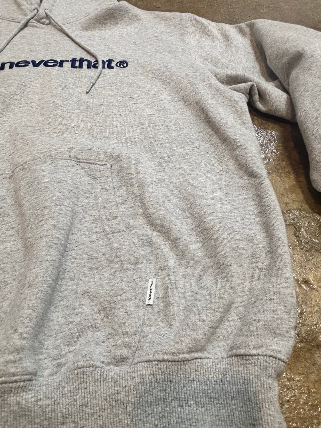 디스이즈네버댓 T-Logo Hoodie - Heather Grey 상품이미지4