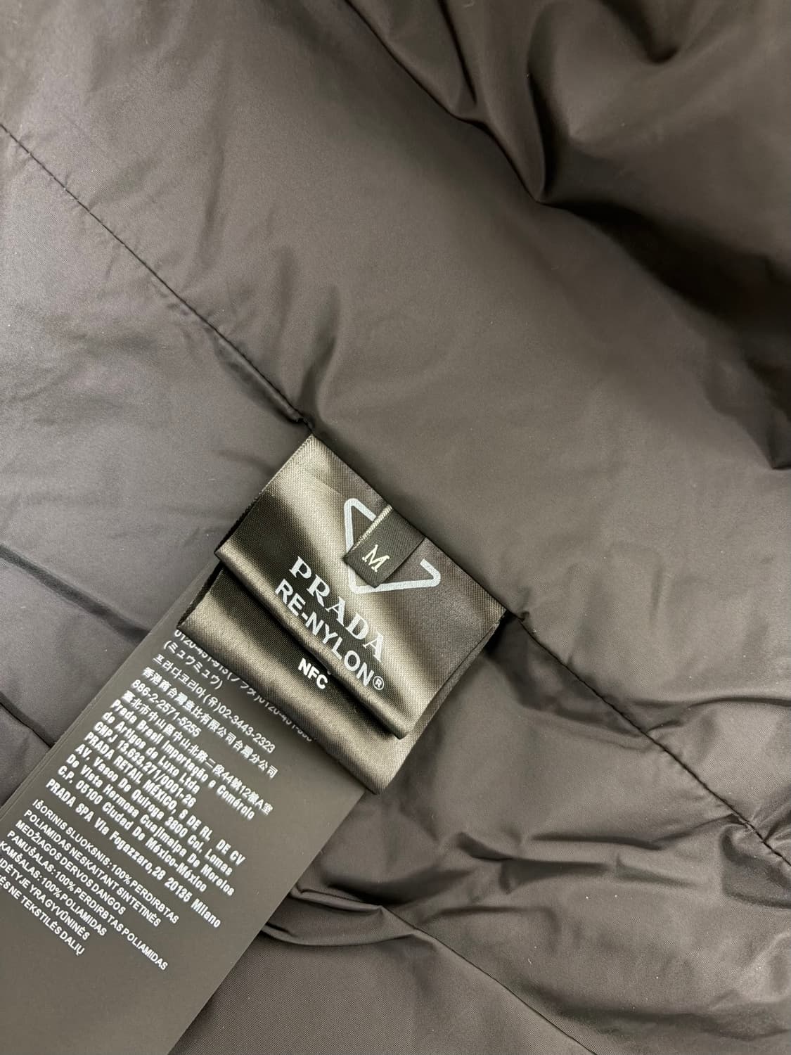 [M, 100-105] 프라다 나일론 자켓 상품이미지3