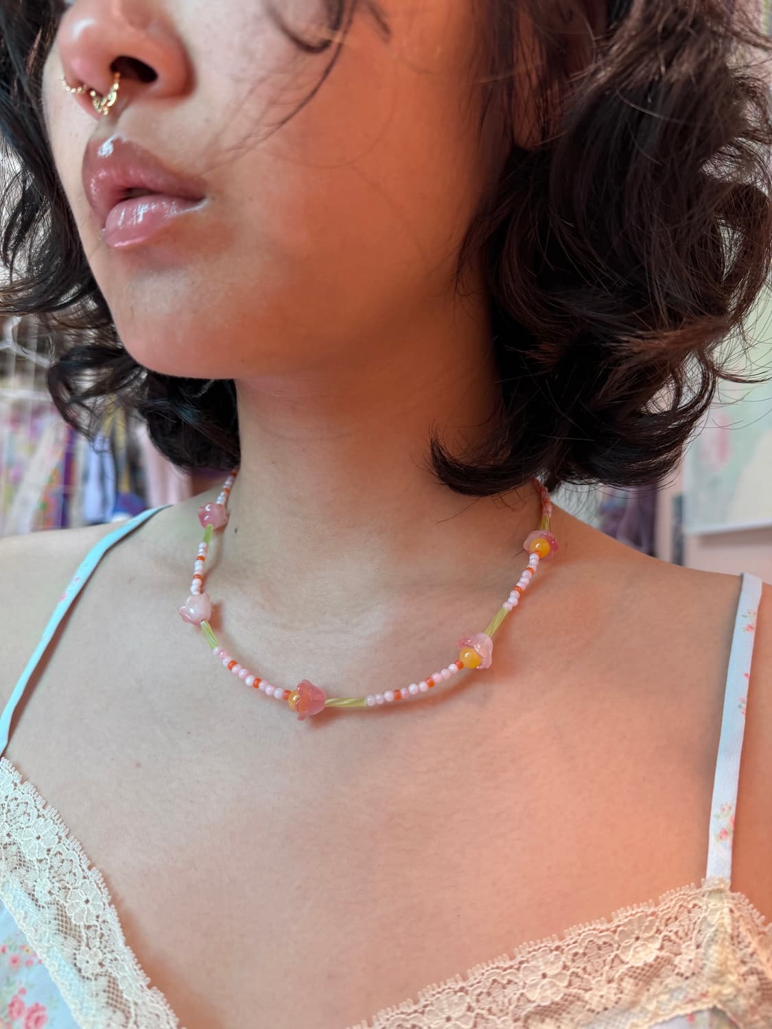 핸드메이드 봄꽃🌷비즈 목걸이(오렌지컬러) 상품이미지1