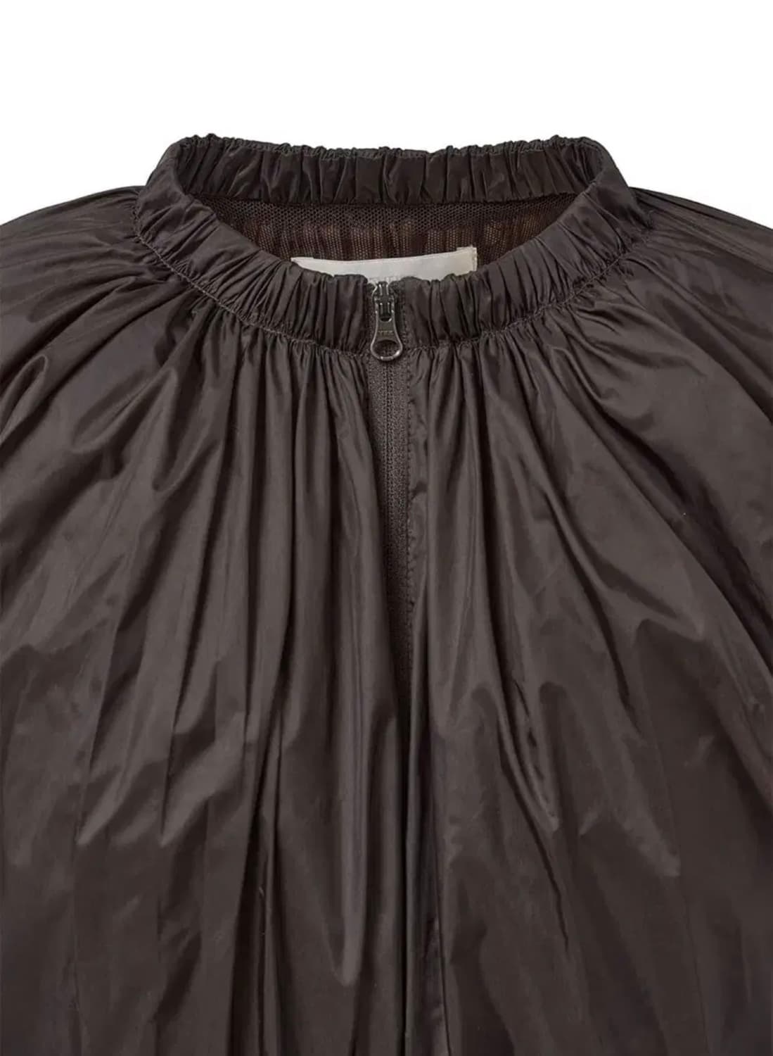 아모멘토 Neck Shirring Volume Jumper 상품이미지4