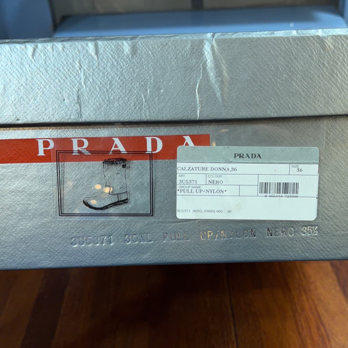 프라다 패치 디테일 퍼 부츠 상품이미지9