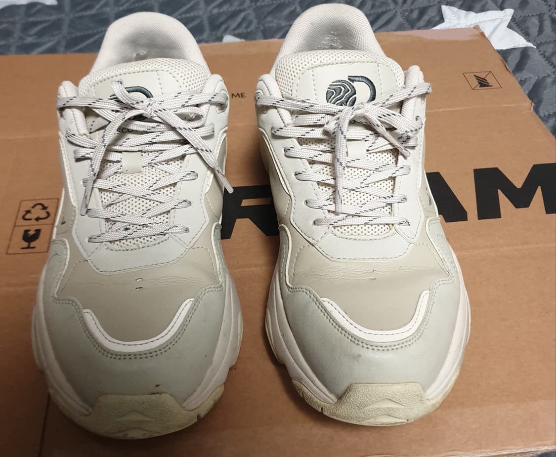 디스커버리 조거 플렉스 어글리 스니커즈 (265) 상품이미지3