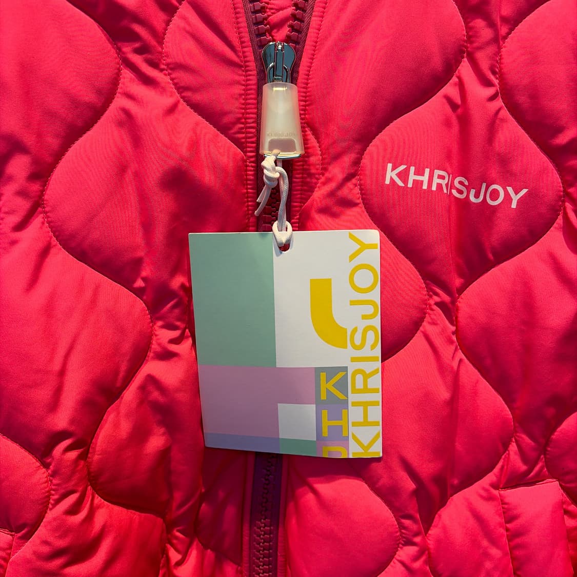(정품/새상품) KHRISJOY 크리스조이 여성 핑크 퀼팅 봄버 자켓 상품이미지3