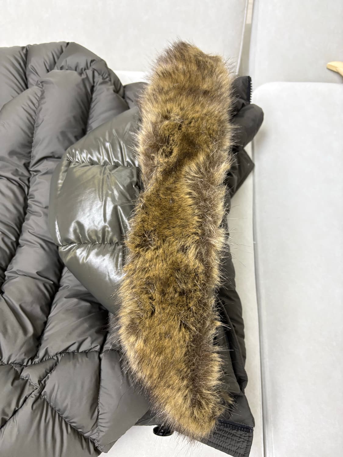 몽클레어 슈브르즈 2사이즈 백화점판 한글택 상품이미지5