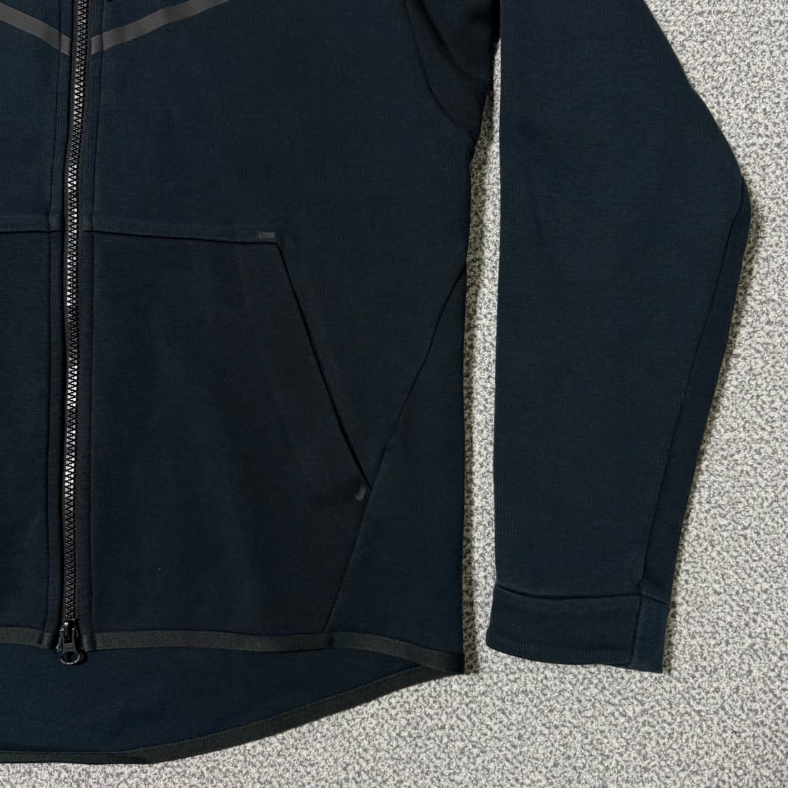 [정가 13만원] 나이키 테크팩 후드집업 L 상품이미지5