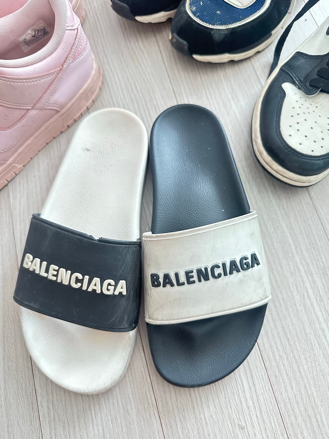 발렌시아가 245 상품이미지1