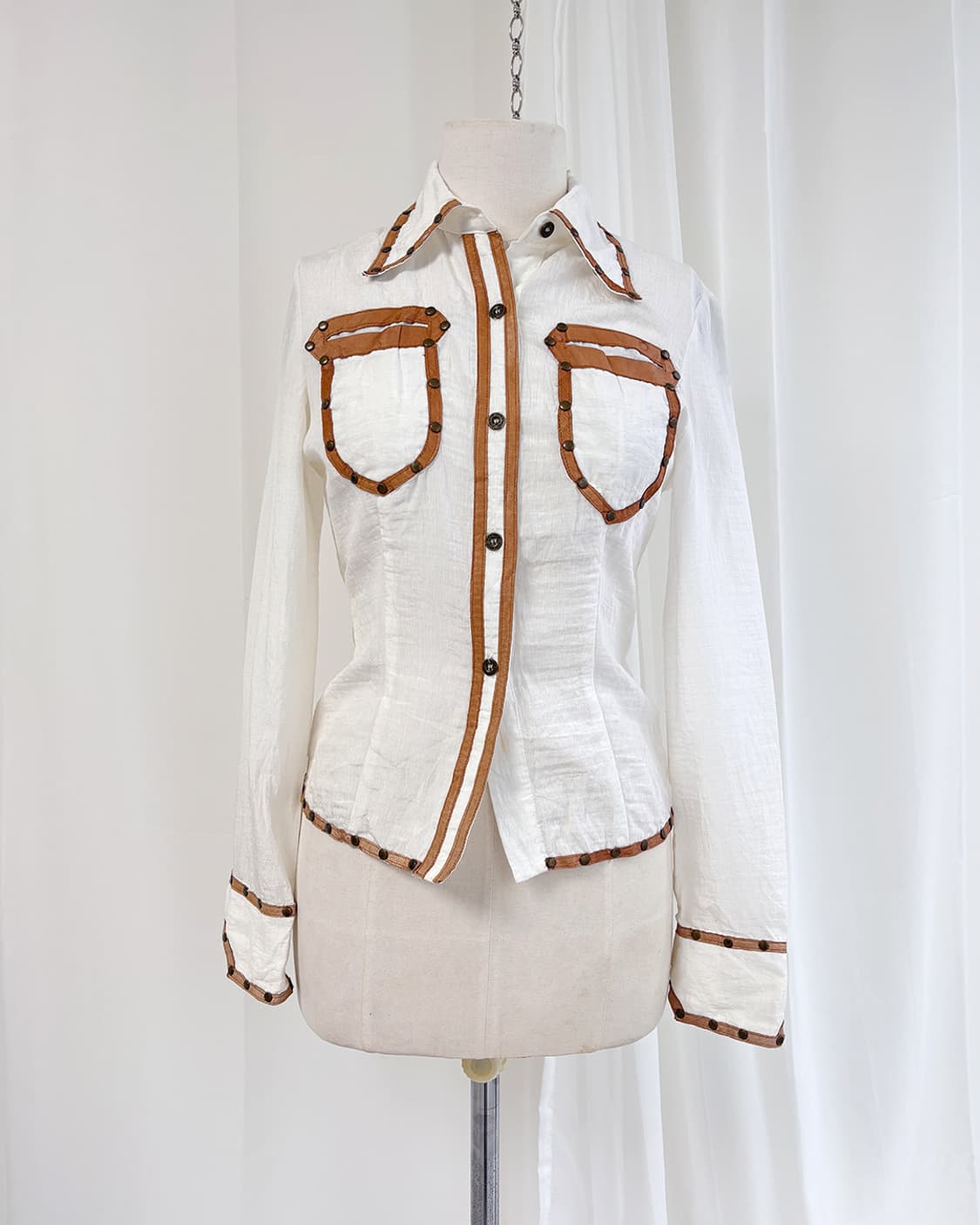 보헤미안 레더 트리밍 스커트 포인트 셔츠 상품이미지1