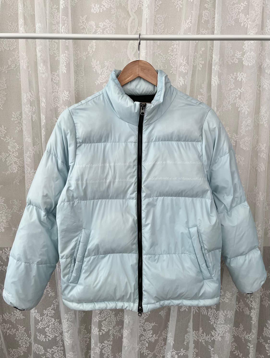 S) 마뗑킴 글로시 푸퍼 덕다운 패딩 스카이 상품이미지1