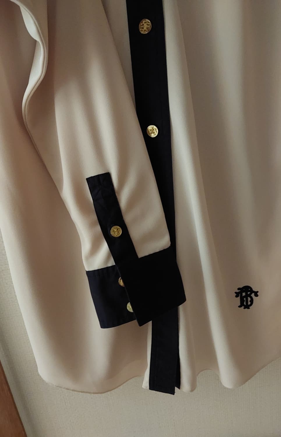 토리버치 아이보리 긴팔 블라우스 S 상품이미지4