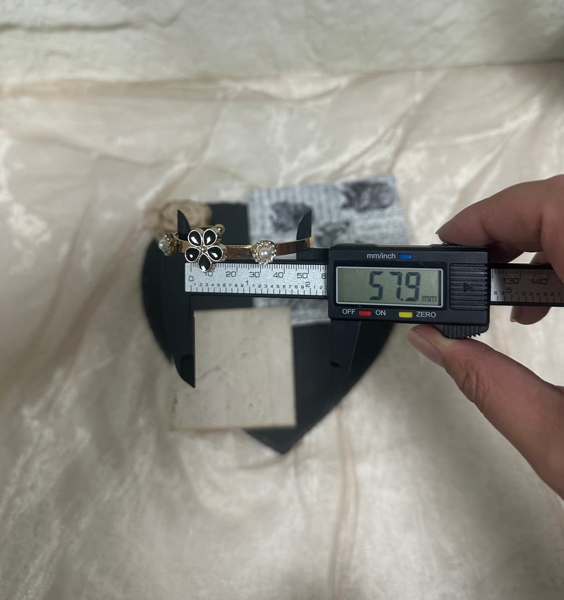 빈티지  플라워 진주 오픈 팔찌 상품이미지2