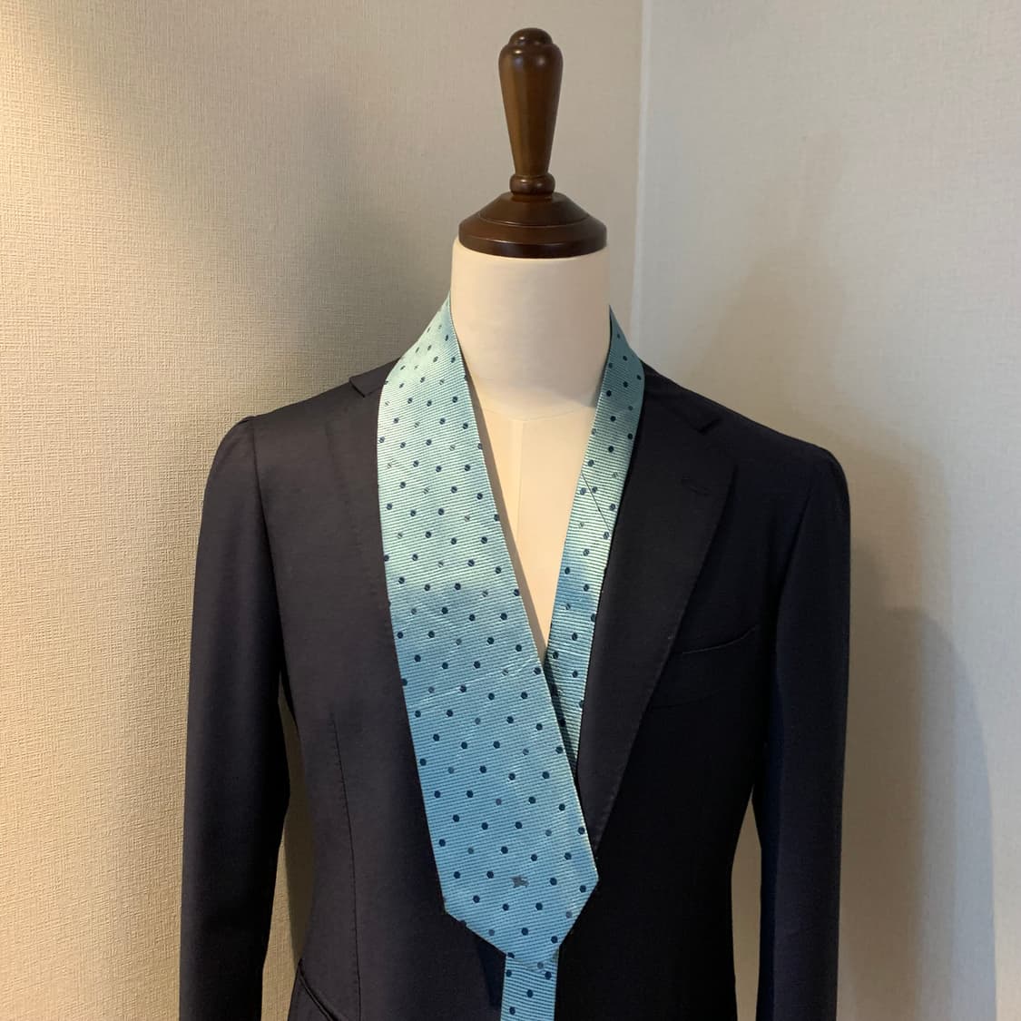 버버리(BURBERRY) 도트넥타이 명품 100실크 A+등급 9.4cm 상품이미지1