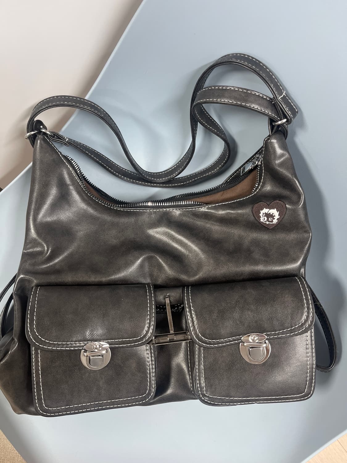 새상품 베티붑 얼킨캔버스 크로스백 백팩 숄더백 상품이미지1