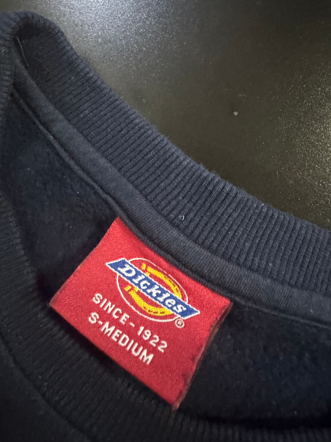 여성 디키즈 Dickies 스펠아웃 기모 맨투맨 네이비 S ~ M 상품이미지3