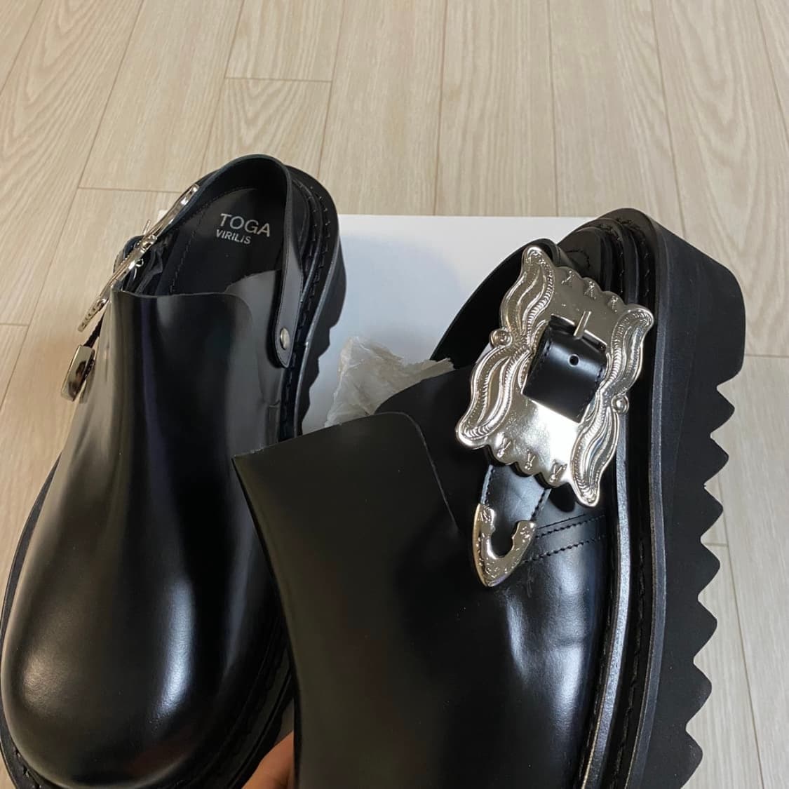 토가 풀라 뮬 샌들 상품이미지3