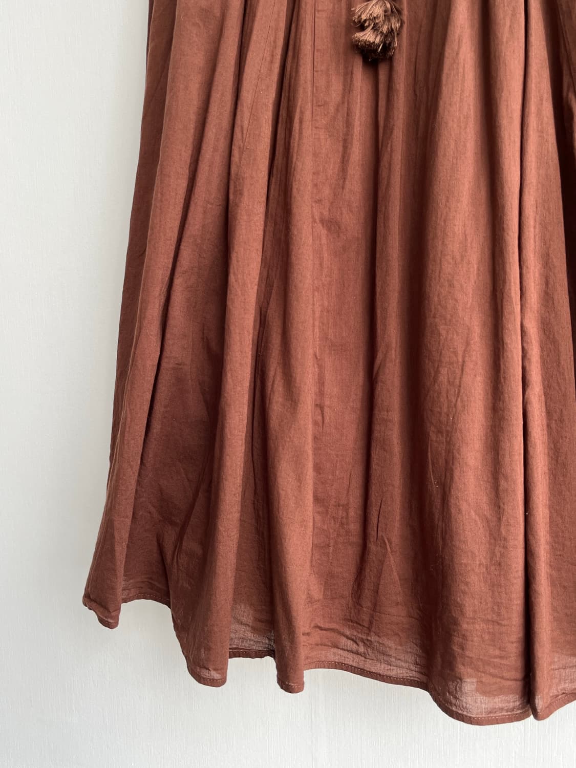 브라운 수술 롱 스커트 상품이미지3