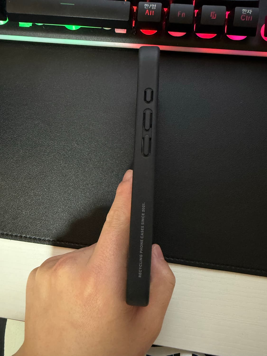 케이스티파이 메종키츠네 아이폰16프로 케이스 상품이미지3