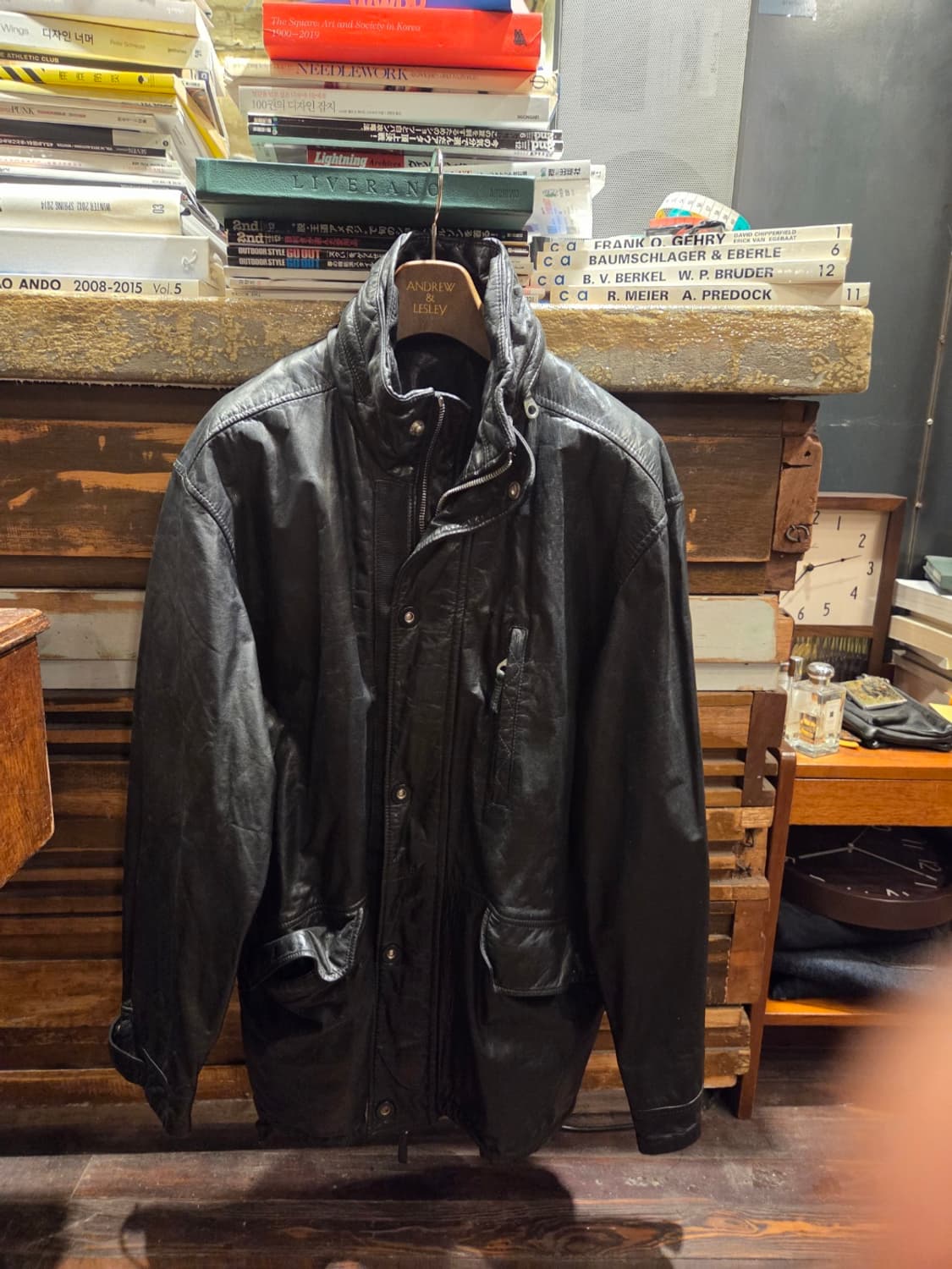 90'S 베르사체진 레더자켓 상품이미지1