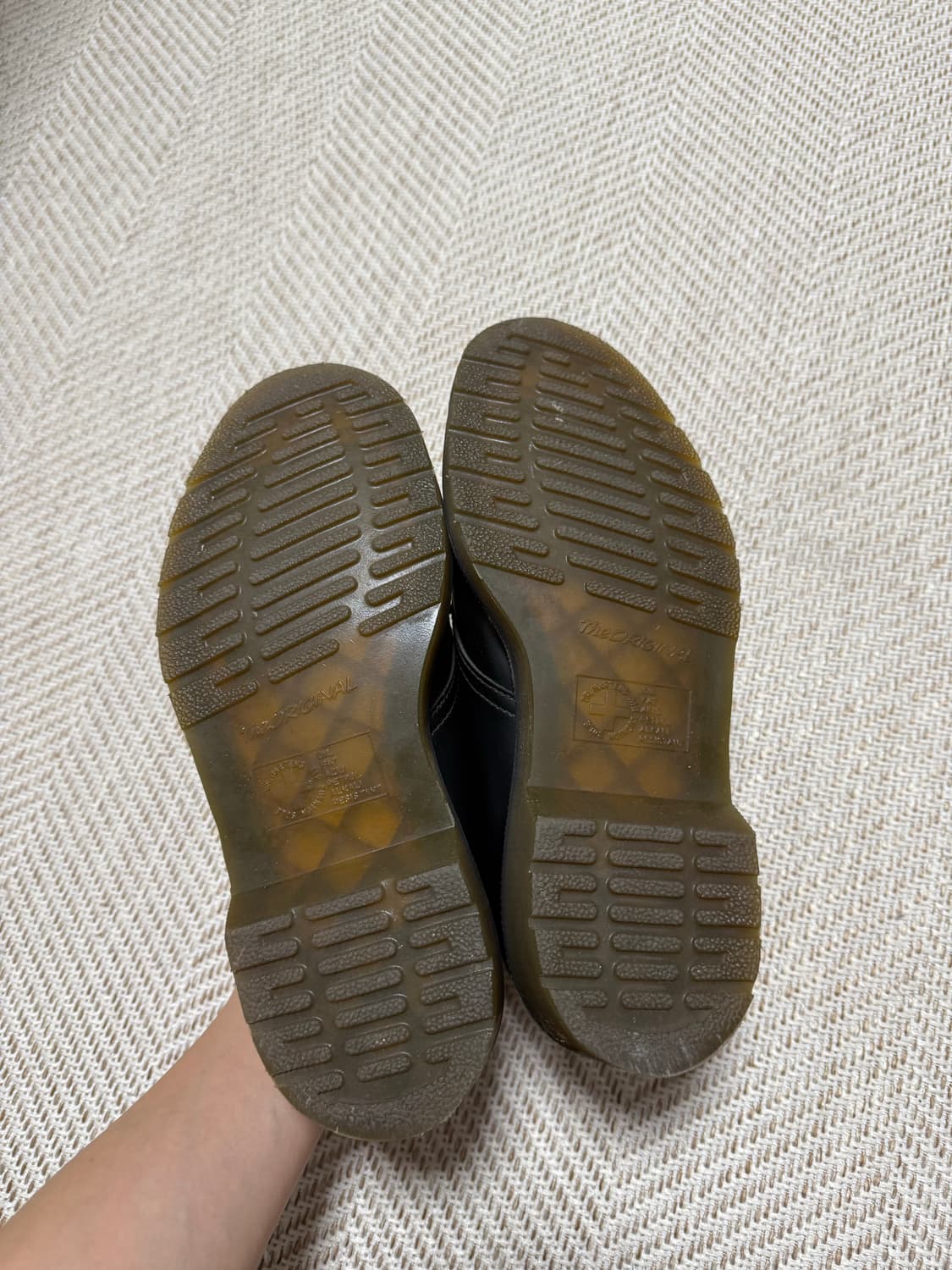 닥터마틴 1461 230mm 블랙 팝니다. 상품이미지6