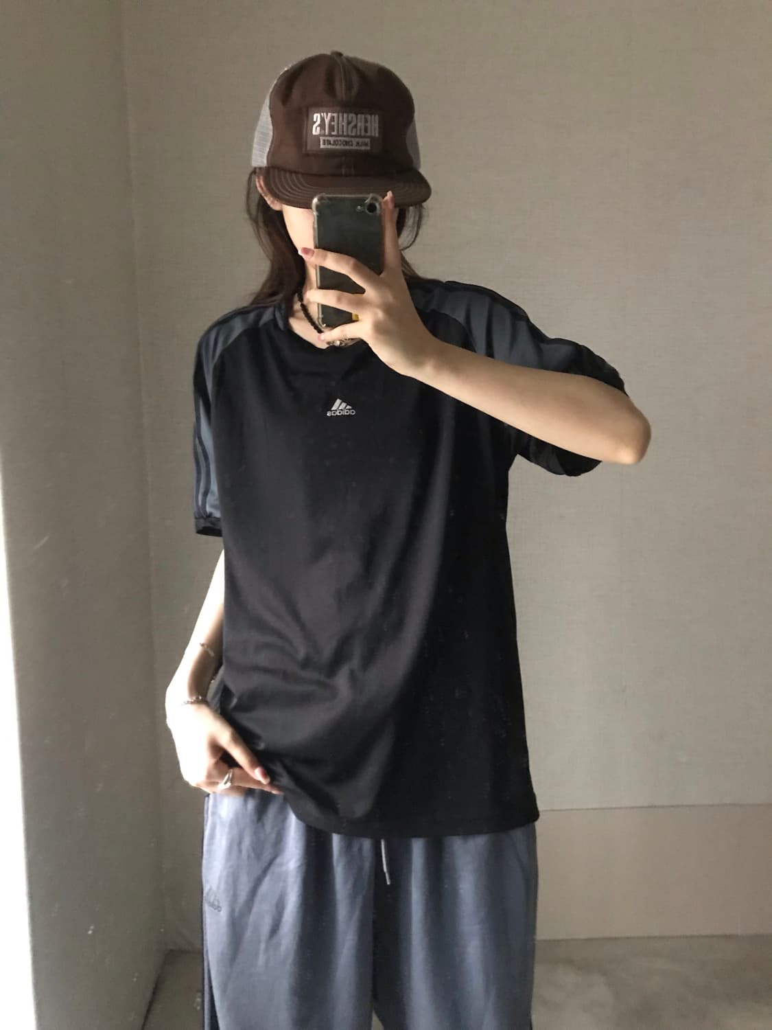 아디다스 오버핏 나그랑 반팔티셔츠 상품이미지1