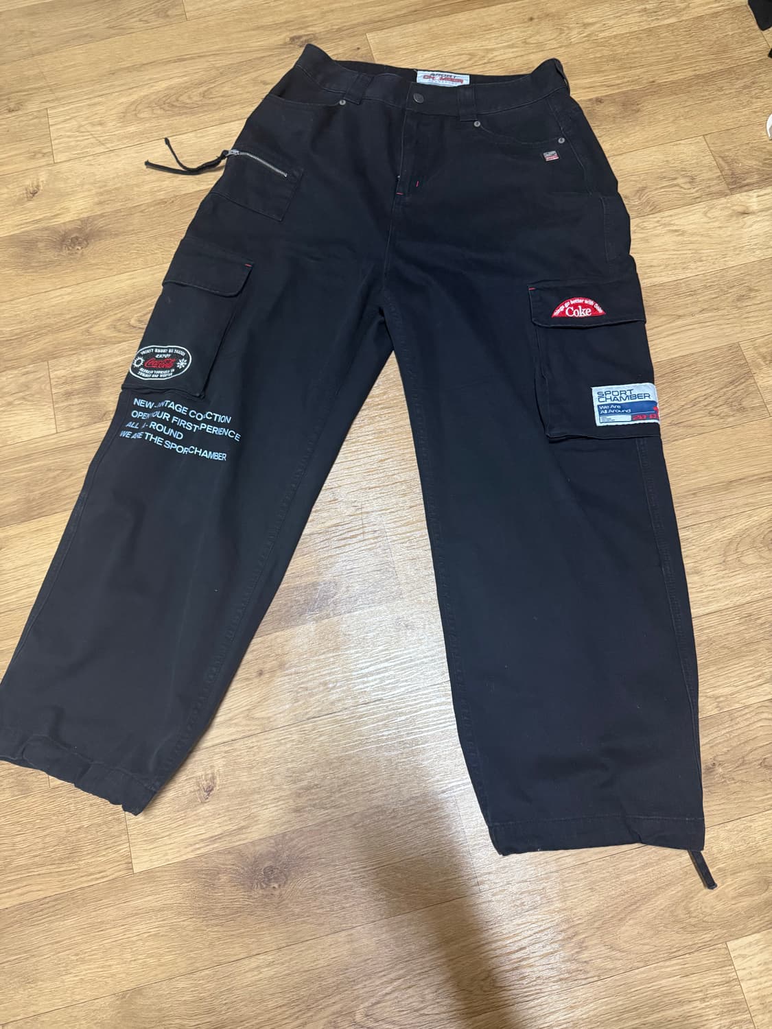 스포츠챔버x코카콜라 카고 팬츠 블랙 상품이미지1
