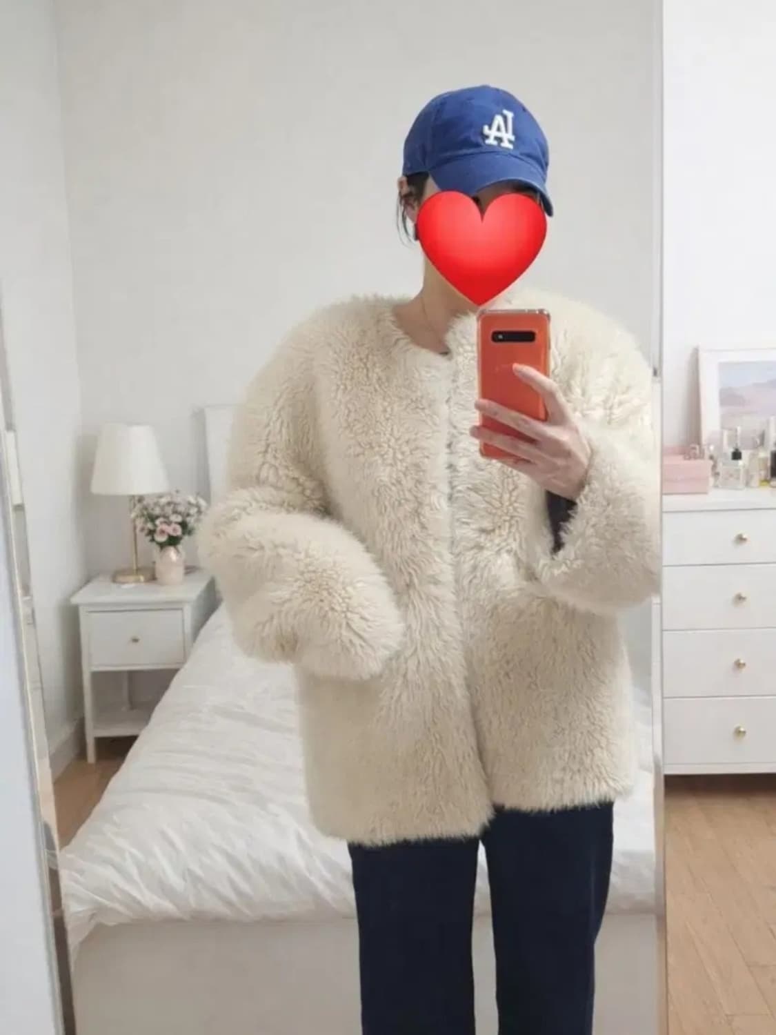 무료배송 여성 베이지 퍼코트 오버핏  새상품급 M 상품이미지3