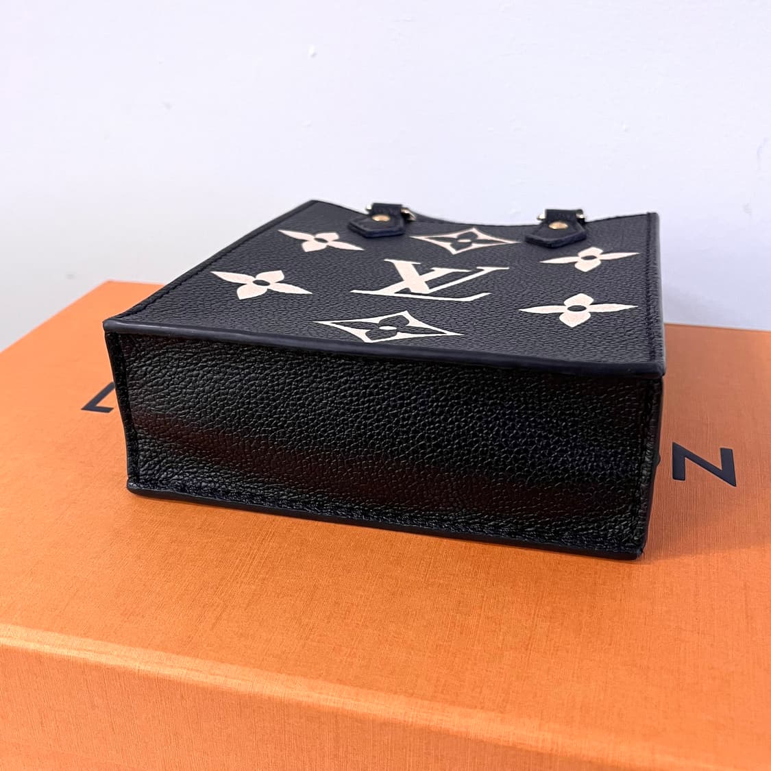 [S급/정품] 루이비통 쁘띠 삭 플라 크로스백 가방 상품이미지8