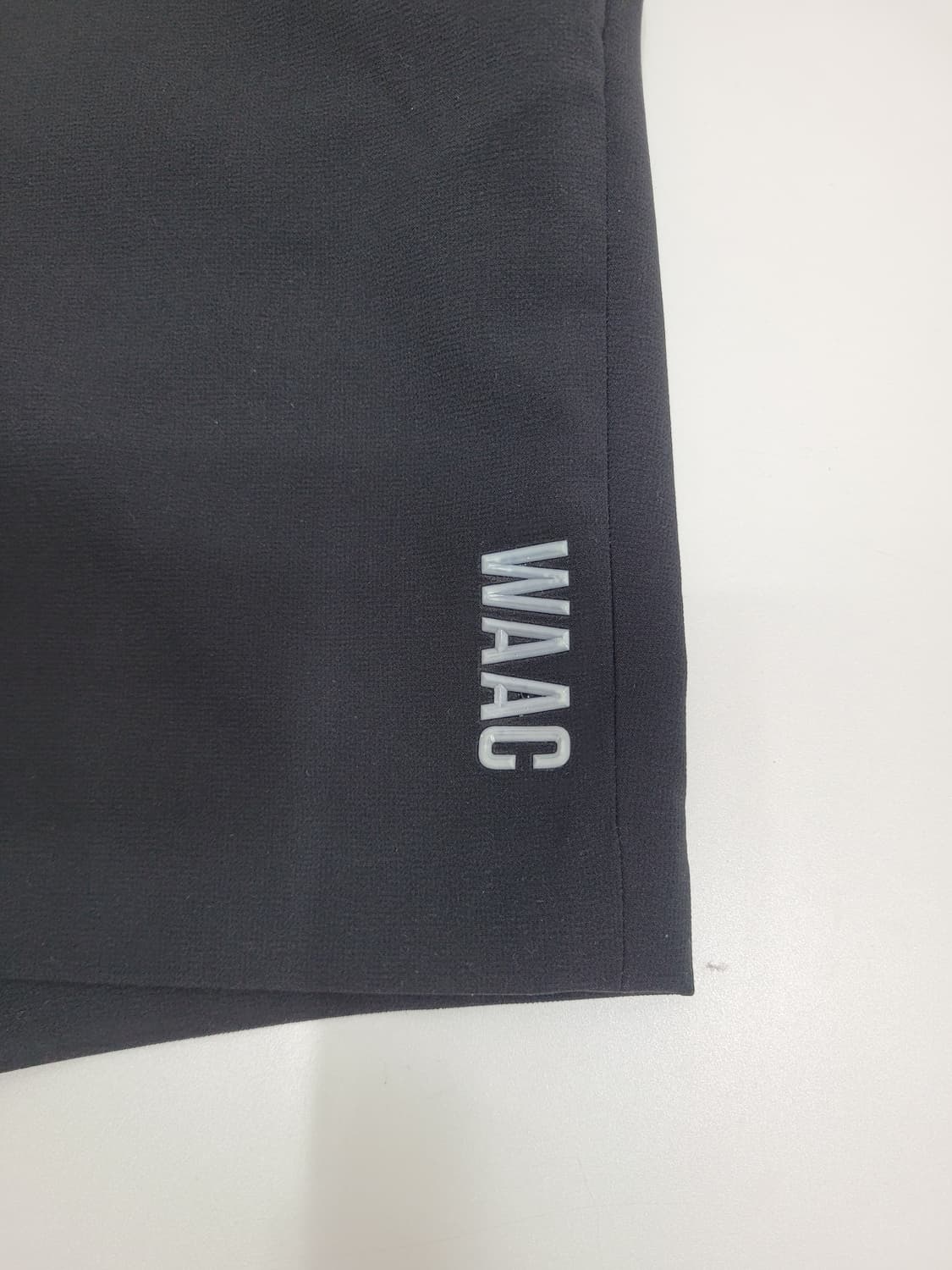 WAAC 왁 레터링 로고 스트레치 반바지 / 여 3 (70) 블랙
 상품이미지4