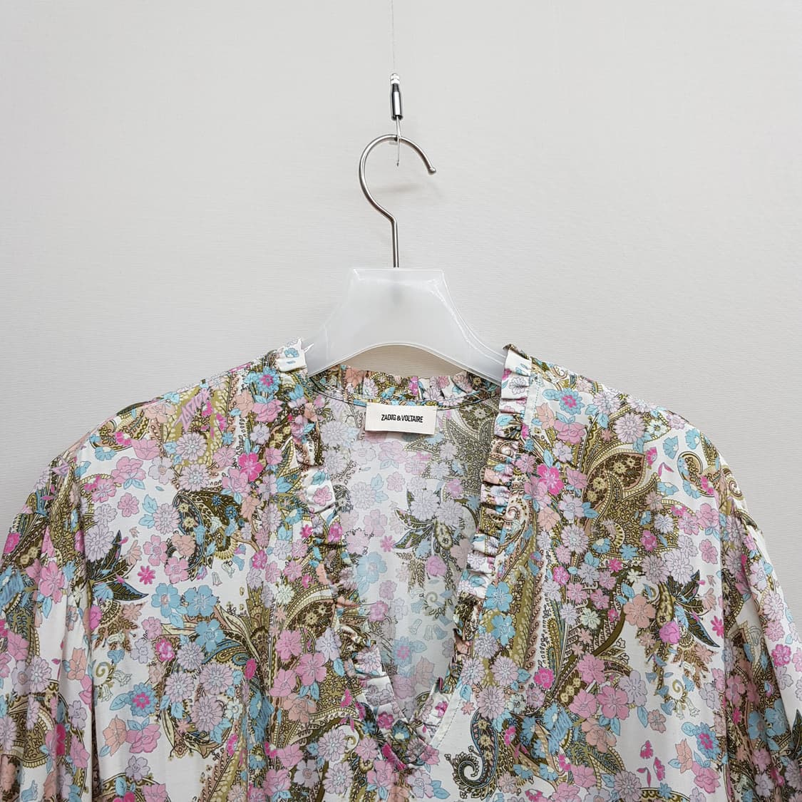 쟈딕앤볼테르 YOKO 플라워 브이넥 원피스  XS사이즈 상품이미지3