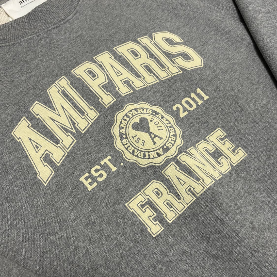 [M] 아미 파리스 프랑스 맨투맨 극미중고 상품이미지3