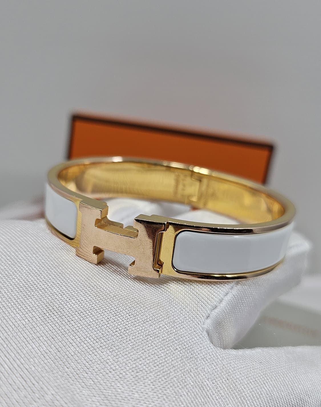 에르메스 클릭아슈 골드x블랑(화이트) PM 상품이미지3