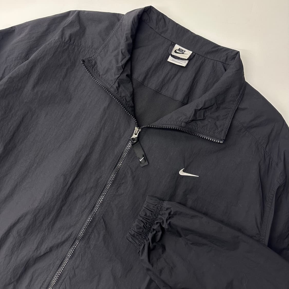 나이키 NRG 솔로스우시 블랙 바람막이 자켓  상품이미지2