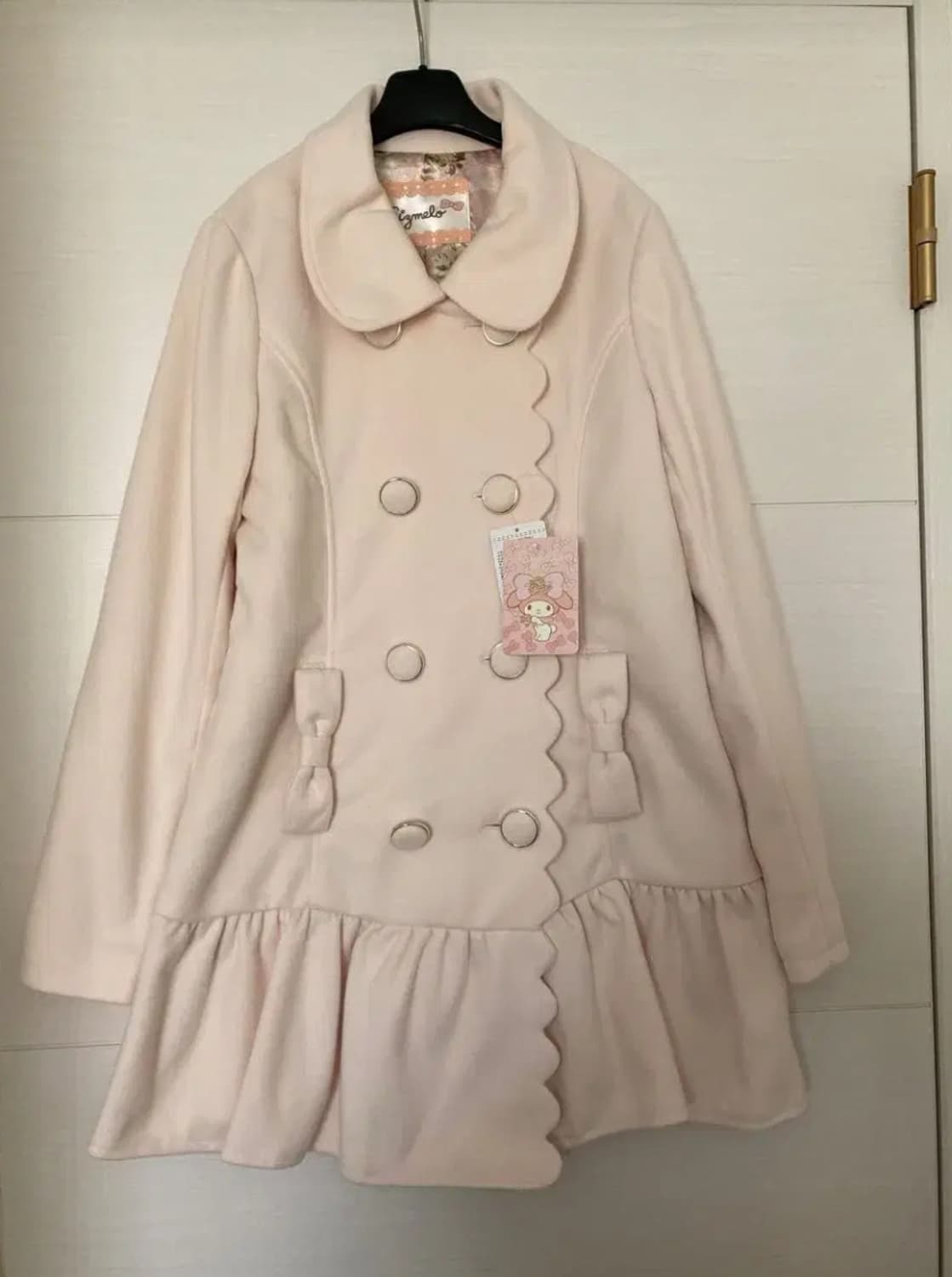 [인기] 리즈멜로 코트 M사이즈 베이지 마이멜로디 x 리즈리사 상품이미지1