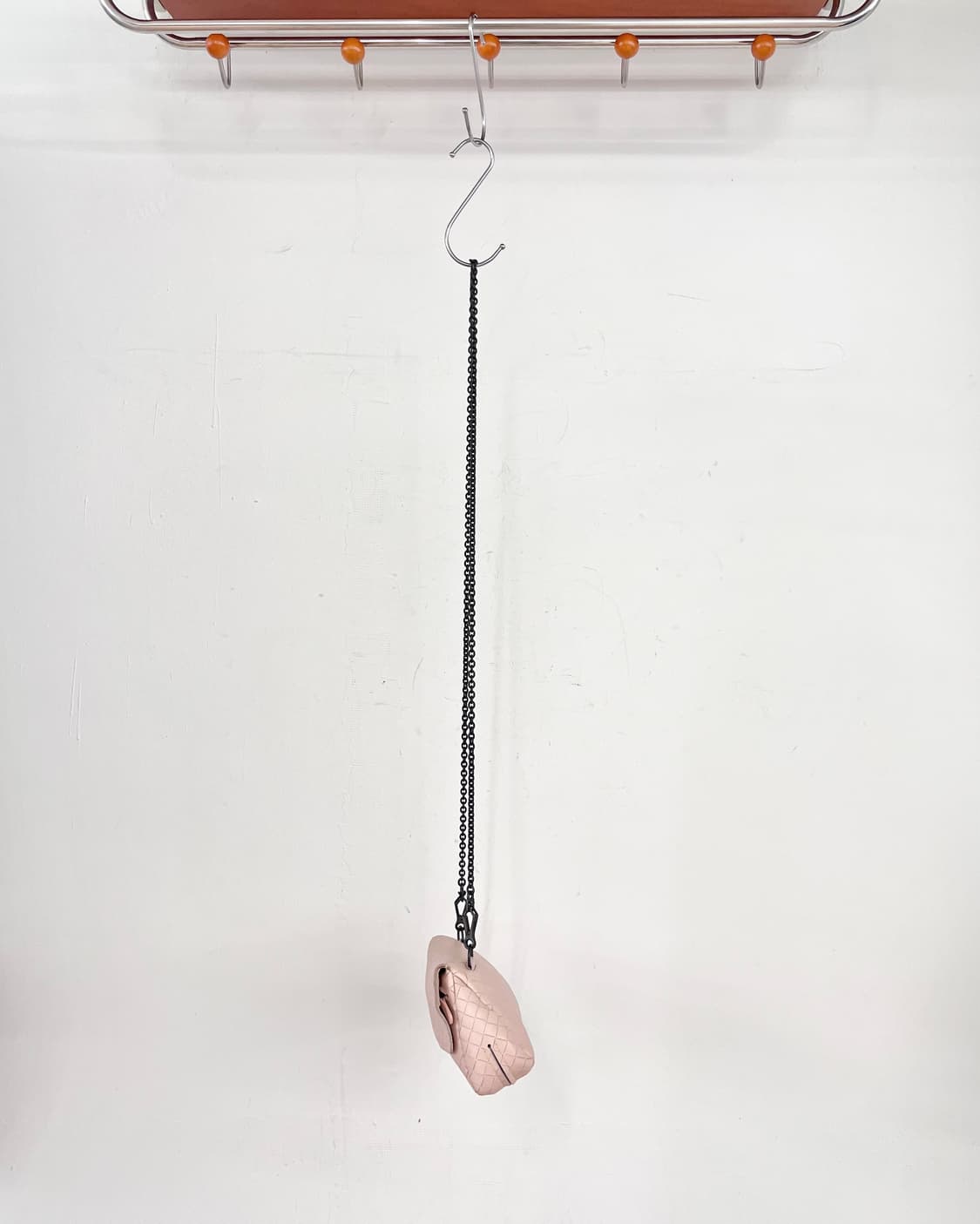 보테가 베네타 핑크 인트레치아토 체인 크로스백 상품이미지3