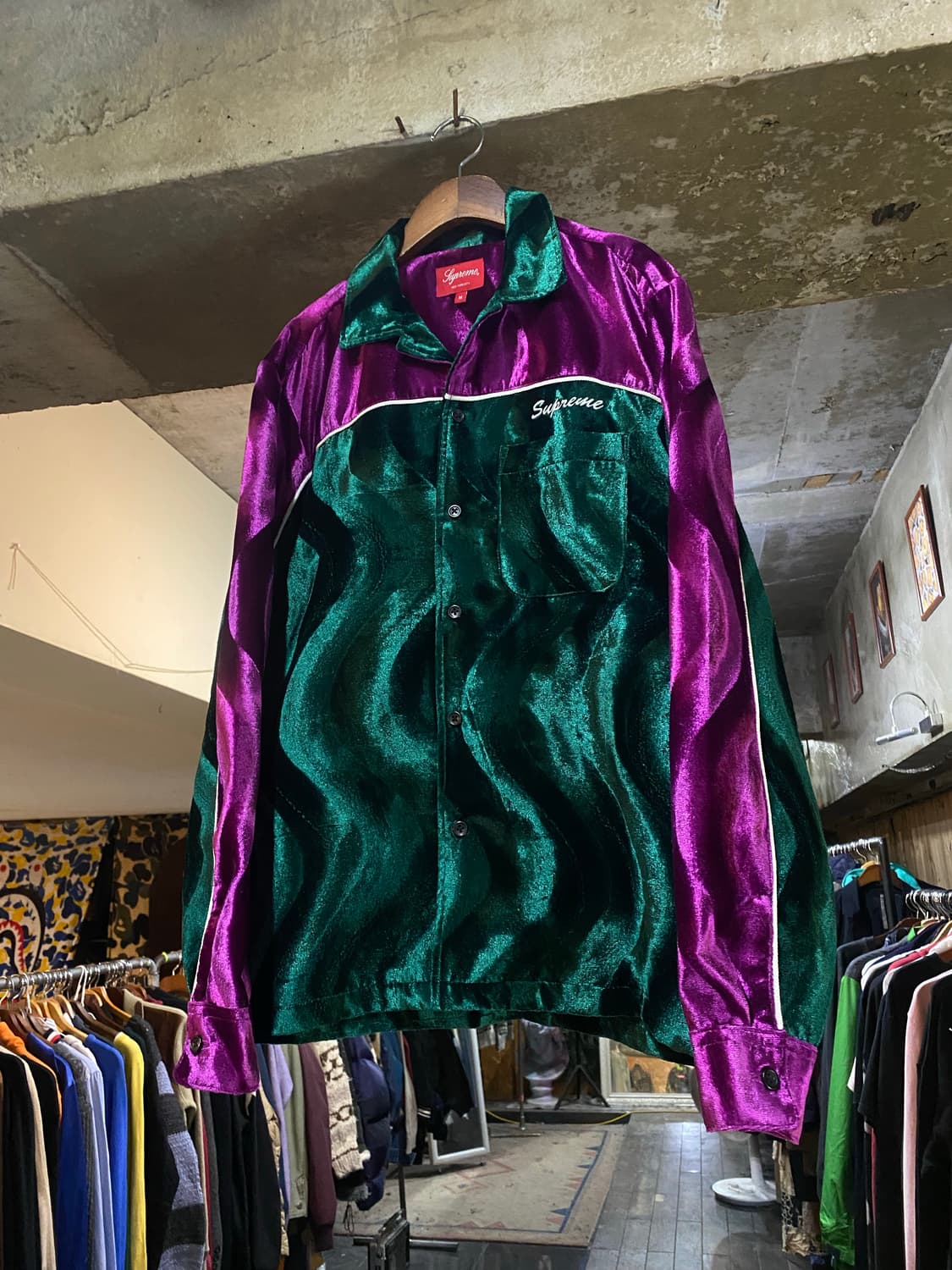 18fw SUPREME Velvet Shirt 105 후루츠패밀리