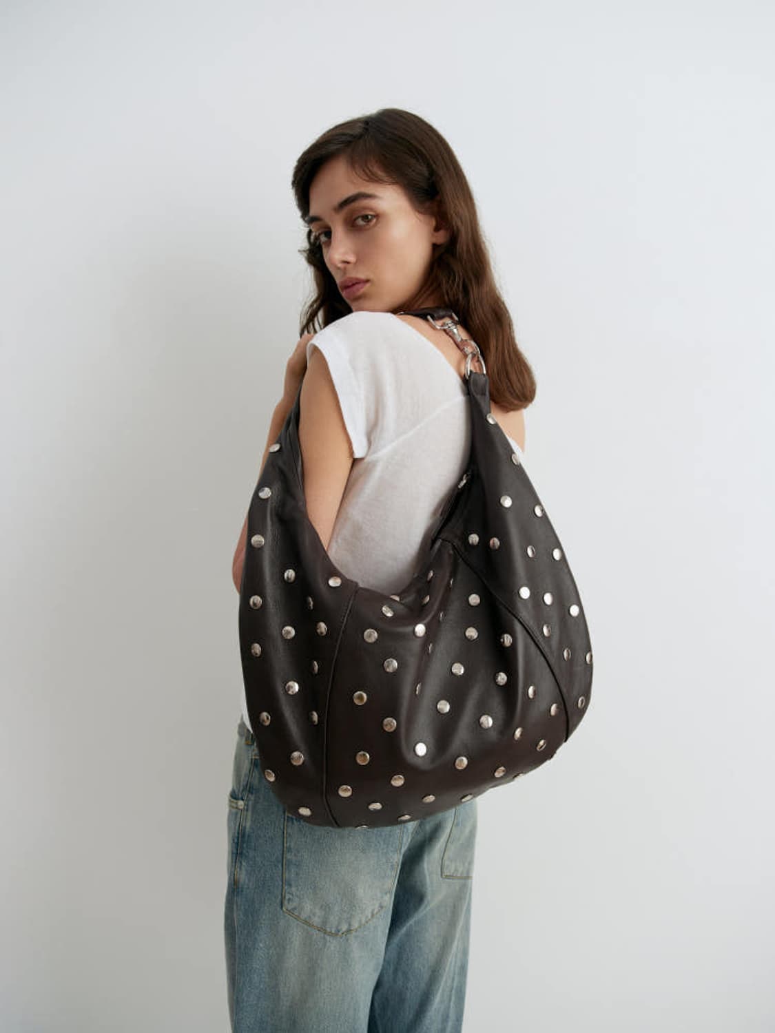 기마구아스 가죽 스터드 숄더백 Studs Bag 상품이미지1