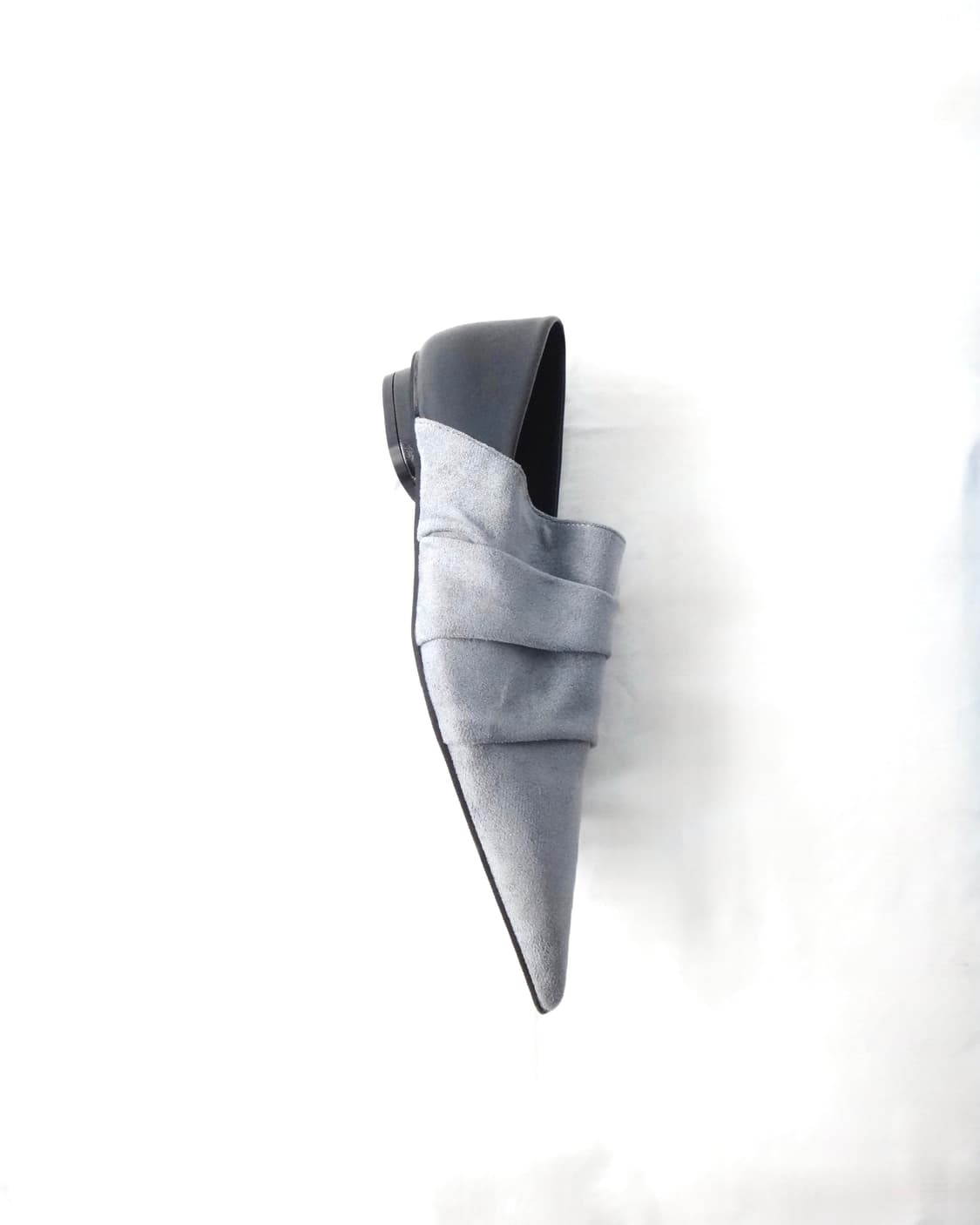 Sharp shirring leather mix toe shoes 상품이미지3