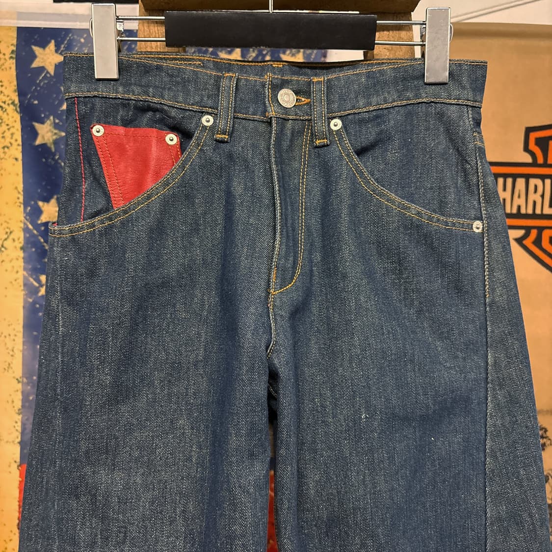 리바이스X코카콜라 레더포켓 3D 커브드진 인디고 데님팬츠 N395 상품이미지10