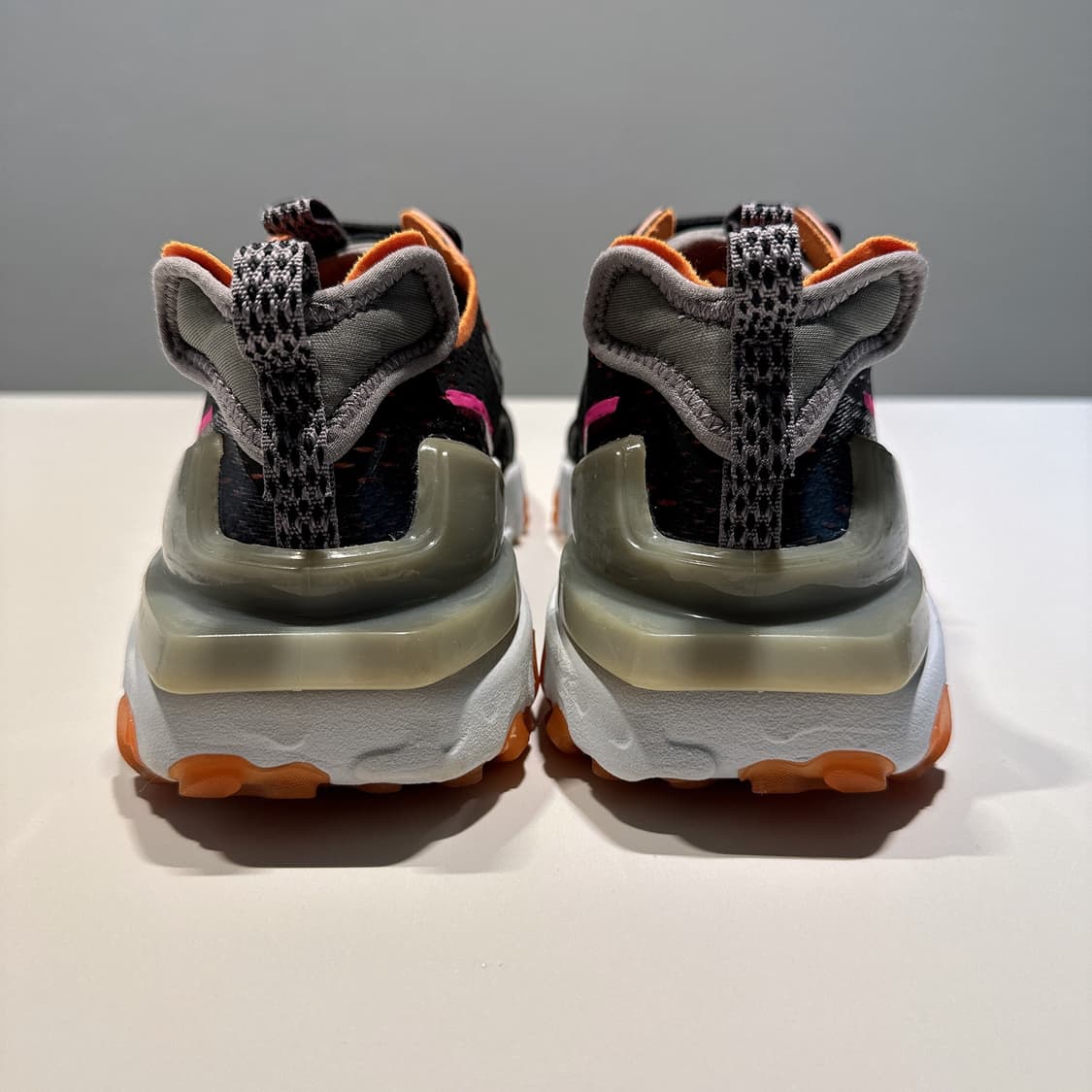 [285] 나이키 리액트 비전 블랙 오렌지 푸시아 상품이미지3